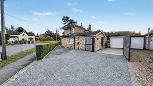 Photo 17- click for photo gallery